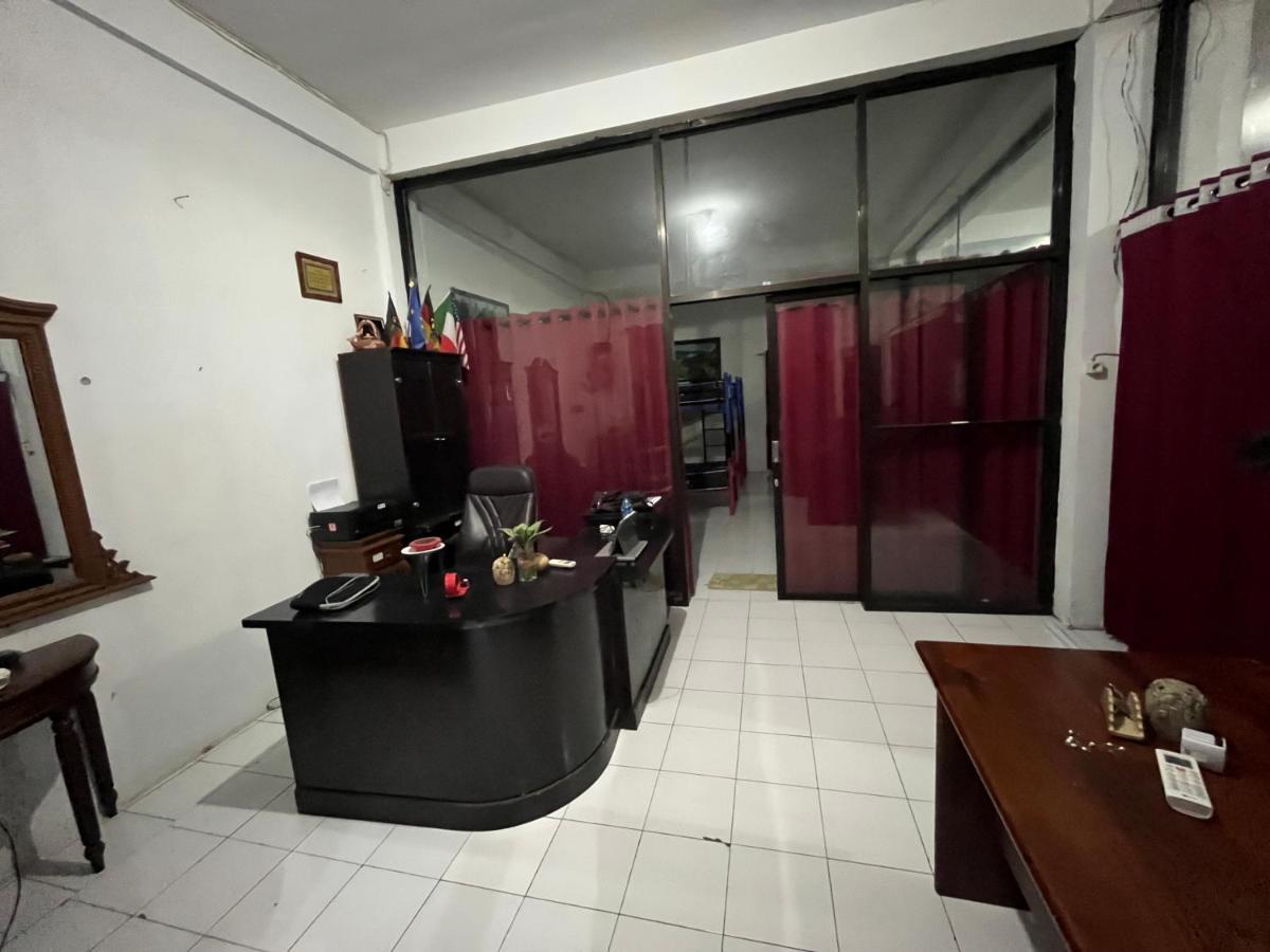 Oseania Hostel Senggigi Εξωτερικό φωτογραφία